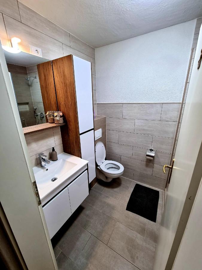 Apartment Villa Engel With Pool โปเรช ภายนอก รูปภาพ