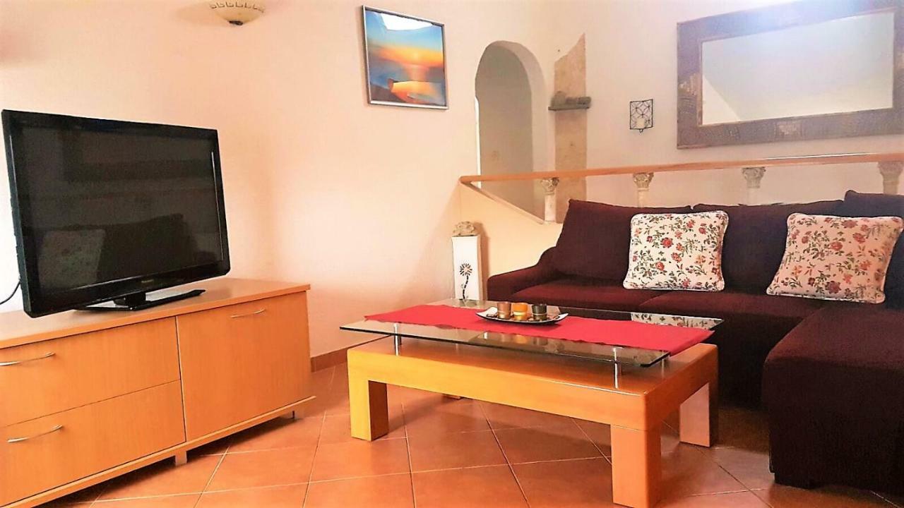 Apartment Villa Engel With Pool โปเรช ภายนอก รูปภาพ